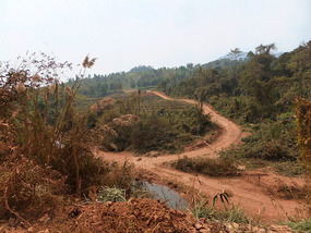 Border Crossing & To Luang Prabang