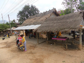 Border Crossing & To Luang Prabang