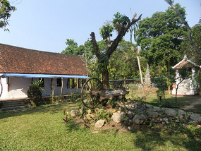 Wats Across The Mekong