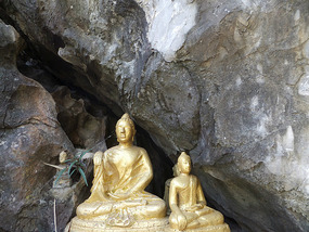 Wats Across The Mekong