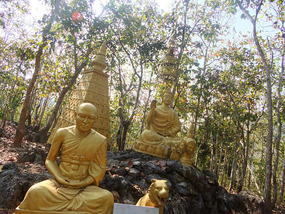 Wats Across The Mekong