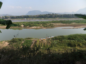 Wats Across The Mekong