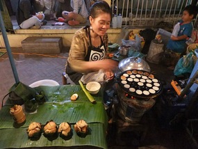 Wats Across The Mekong