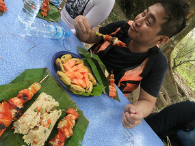 Kayaking With Tubers & Bears Feet Alcohol