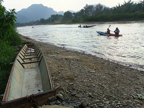 Kayaking With Tubers & Bears Feet Alcohol