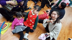 Kinder Plays & Xmas Fun