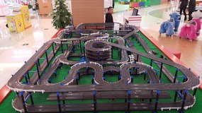 Kinder Plays & Xmas Fun