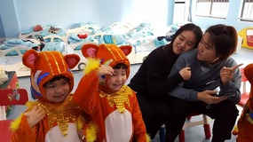 Kinder Plays & Xmas Fun