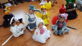 Kinder Plays & Xmas Fun