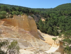 Not all the rocks are red!