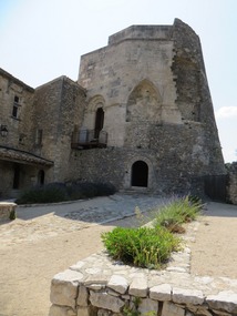 Simiane Rotunde