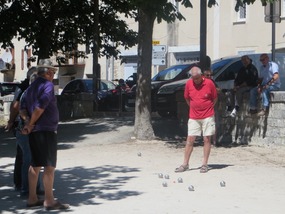 Local Petanque