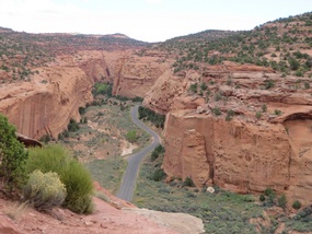 Down into Long Canyon
