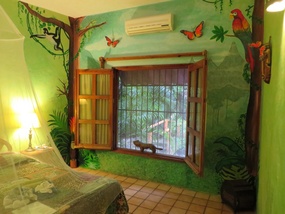 Macanche Jungle Room