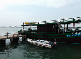 Eco tourism dive boat