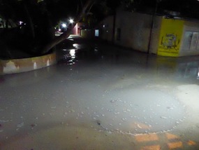 Straten ondergelopen na een heftige regenbui