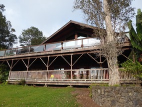 Ons huis, wij 'wonen' beneden
