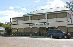 Clancy's Pub in Isisford