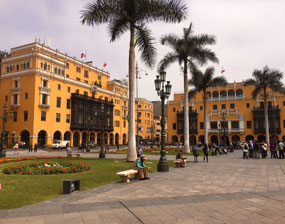 Plaza Mayor Lima
