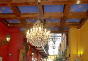 Kronleuchter in schönem Restaurant