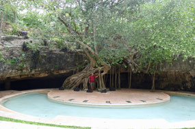 Cenote in der Hacienda