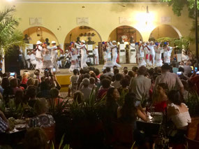 Folklore Abend