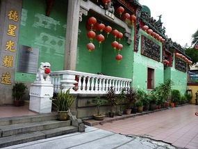Clan house in Chinatown