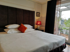 Room 706