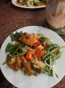 Stir fried shrimp with cashews
