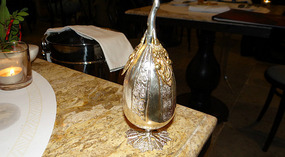 A silver accessory pot 