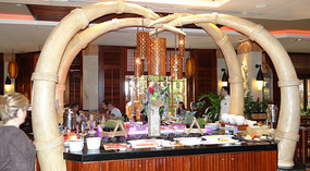 Breakfast at the Cafe Tropical 
