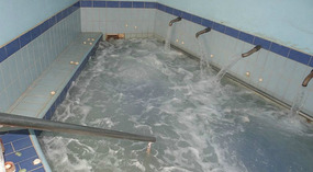 The interior Jacuzzi of the 9 Queens Spa Hotel