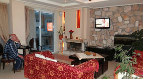 The Lobby and entrance of the 9 Queens Spa Hotel
