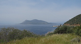 The city of Edipsos from a distance 
