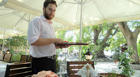 Impeccable service at Kritsa - Portaria