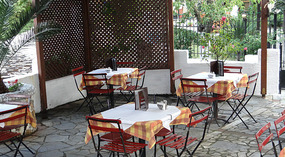 Lunch at the MILAGROSA- Grill tavern - Tsagkarada