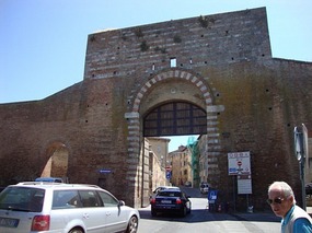 ENTERING THE OLD CITY