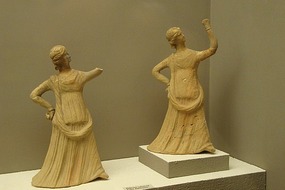 GIRLS DANCING