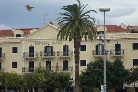 KEFALONIA -A SQUARE