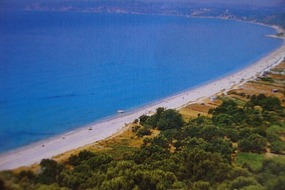 THE LOURDAS BEACH