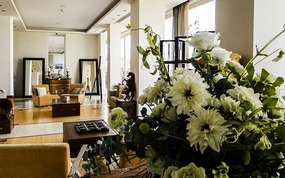 Lobby and lounge interior