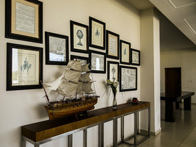 Lobby and lounge interior