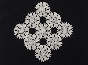 Beautiful Narrow-Knit Lace
