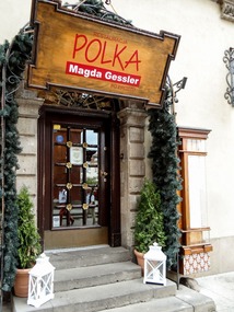 Main entrance of th restaurant