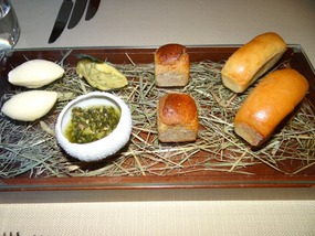 Bread presentation
