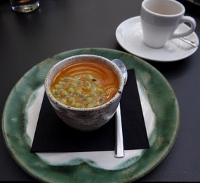 The Cheese cake presentation and coffee
