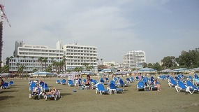 AUTUMN BEACH COAST