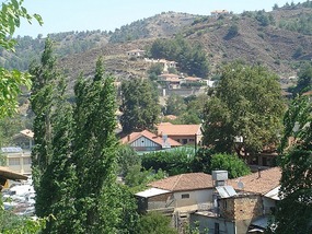 THE OLD VILLAGE OF KAKOPETRIA 