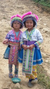 Hmong children 