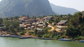 Nong Khiaw